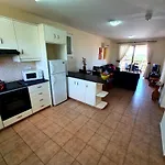 Διαμέρισμα Lovely 2 Bedroom A206, 800m To The Sea Πάφος
