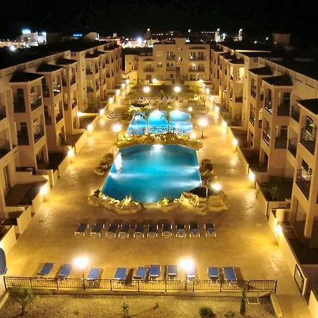 דירה Lovely 2 Bedroom A206, 800m To The Sea פאפוס