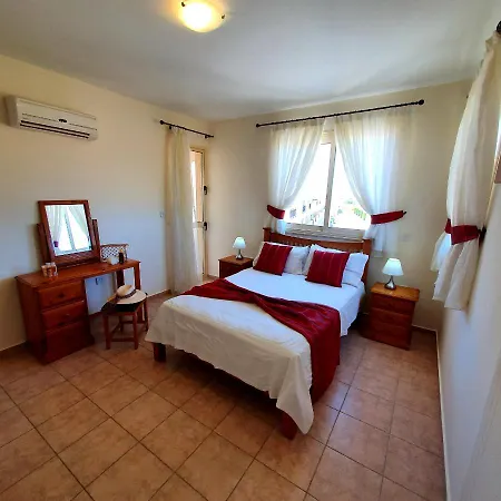 Lovely 2 Bedroom A206, 800m To The Sea *