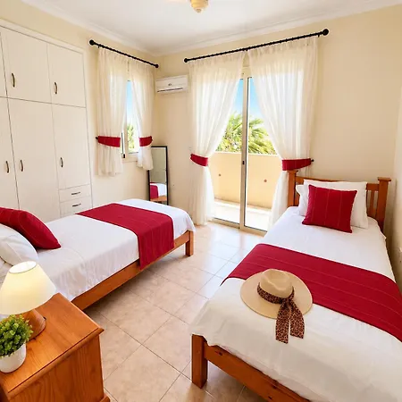 Lovely 2 Bedroom A206, 800m To The Sea Διαμέρισμα
