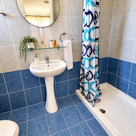Lovely 2 Bedroom A206, 800m To The Sea *