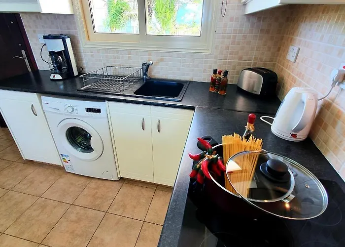 Lovely 2 Bedroom A206, 800m To The Sea Lägenhet *