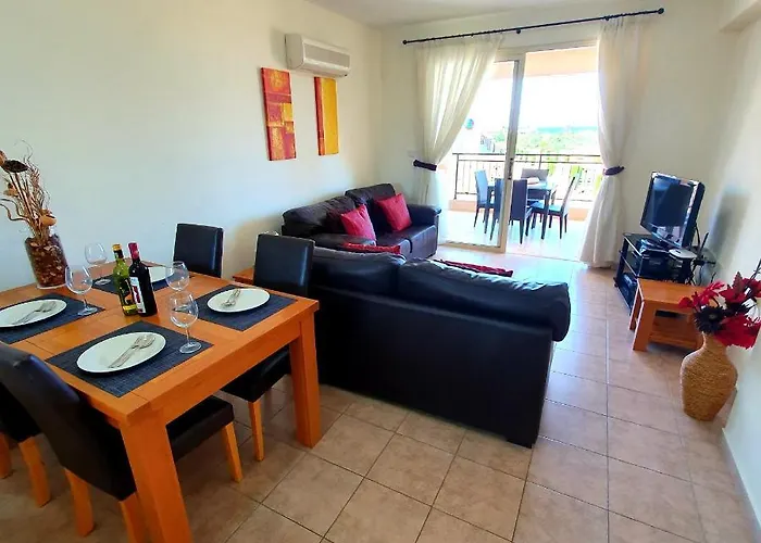 Lovely 2 Bedroom A206, 800m To The Sea Lägenhet