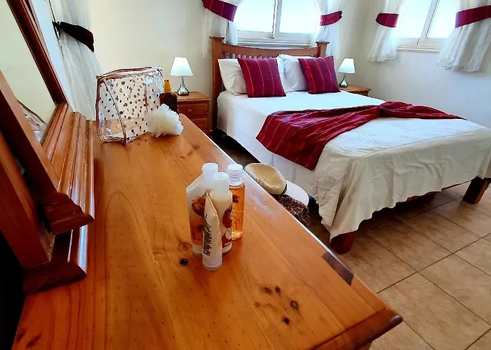 アパート Lovely 2 Bedroom A206, 800m To The Sea パ フォス